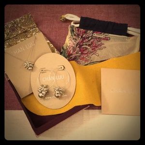 Chan Luu Swarovski Pearl & Crystal Jewelry